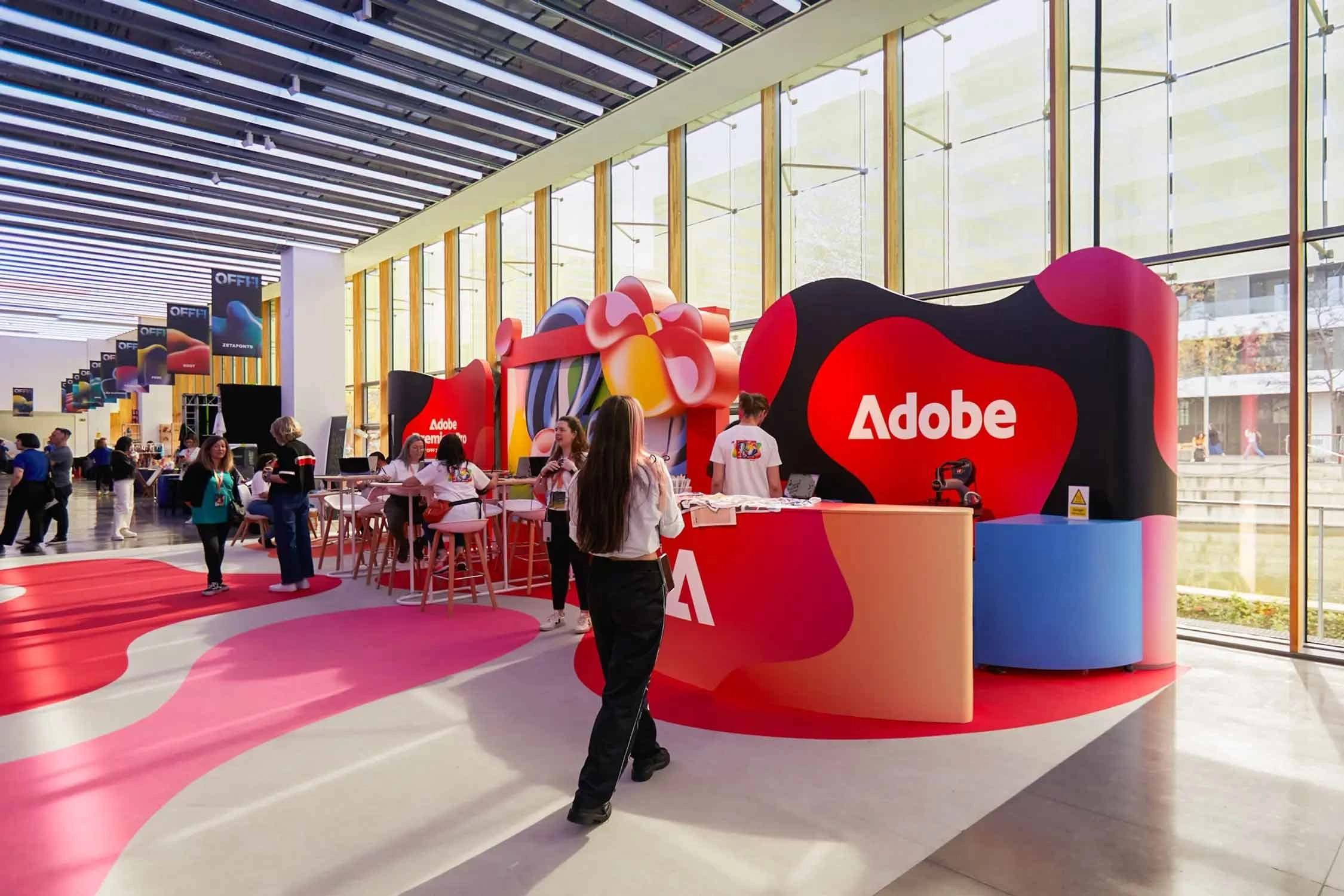 Imagen del Stand de Adobe para el OFFF Festival 2024